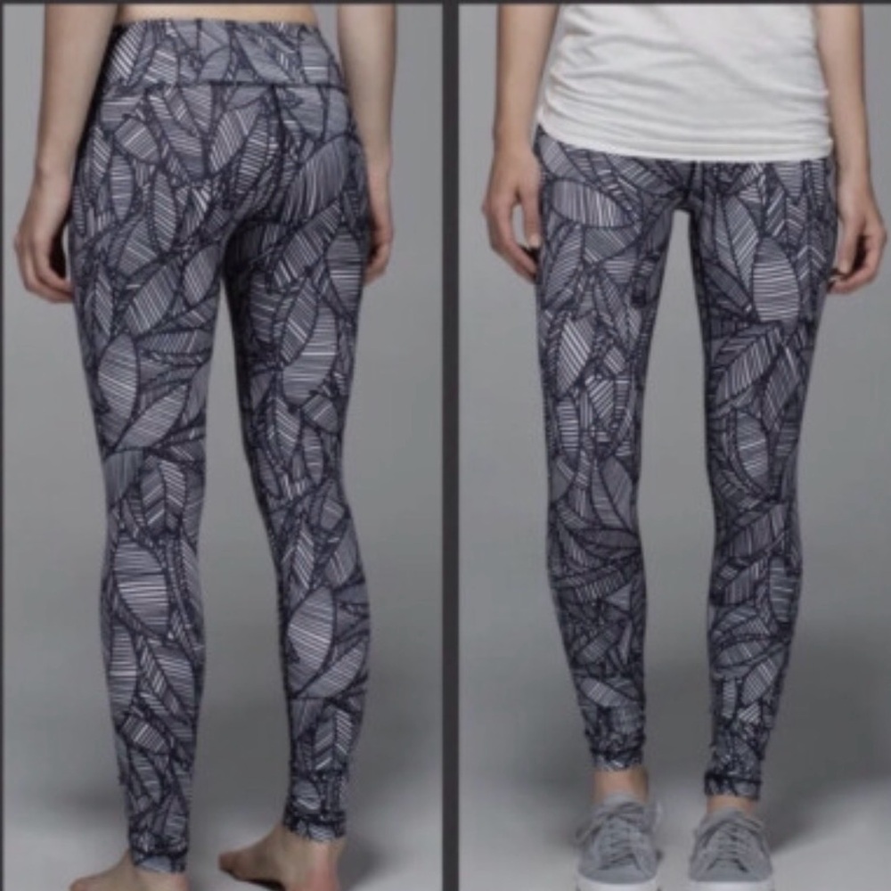 Lululemon Wunder Under Full On Luon Banana Leaf Print Leggings size 6 EUC